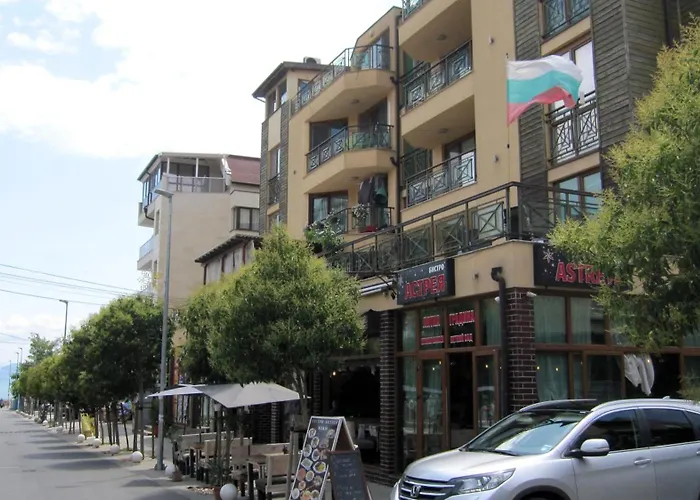 Gnezdo Sarafovo * Burgas