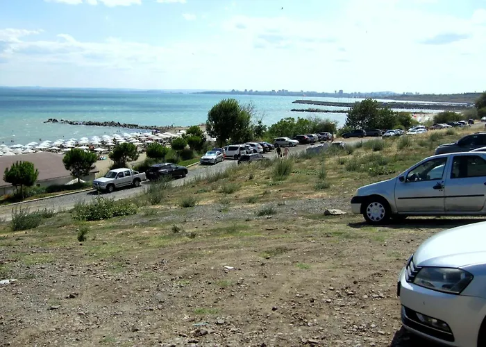 Gnezdo Sarafovo * Burgas